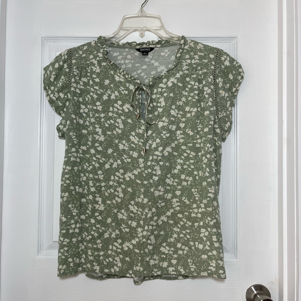 Buffalo David Bitton Green Floral Blouse